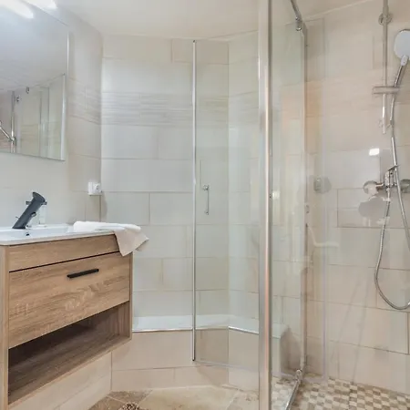 Artois Champs-elysees With Ac Apartman Párizs